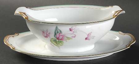 Cyclamen Gravy Boat with Attached Underplate