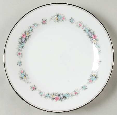 Cynthia Salad Plate