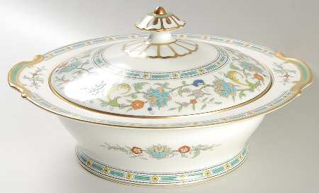 Cyril Round Covered Vegetable
