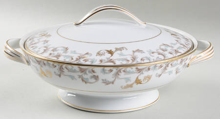 Cyril Round Covered Vegetable