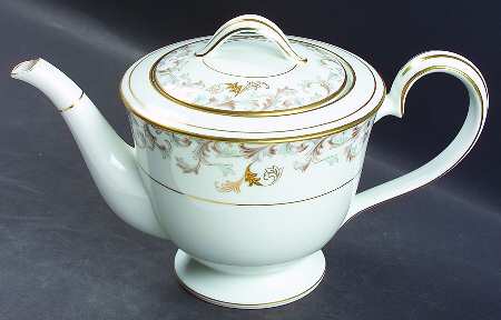 Cyril Teapot & Lid