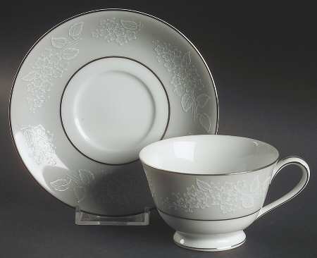 Damask Footed Cup & Saucer Set
