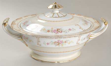 Damon Round Covered Vegetable
