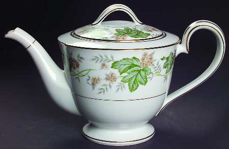 Daphne Teapot & Lid