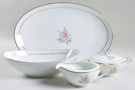Daryl 5 Piece Hostess Set