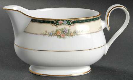 Darnell Gravy Boat