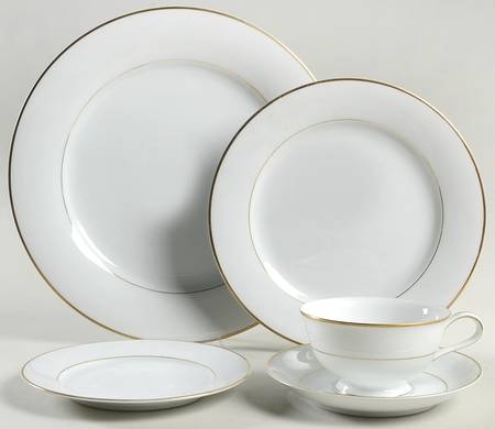 Dawn 40 Piece Estate Set
