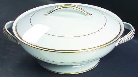 Dawn Round Covered Vegetable by Noritake