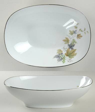Deauville 9" Oval Vegetable Bowl