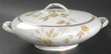 Debonair Round Covered Vegetable