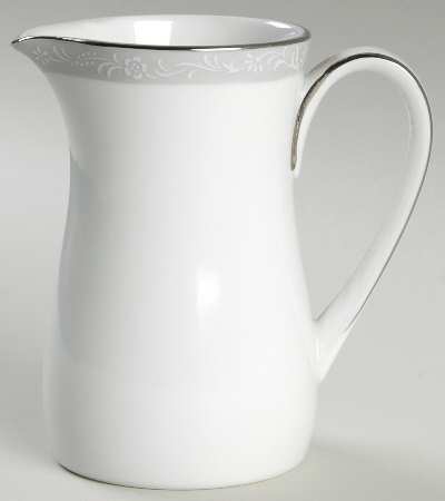 Debell Creamer