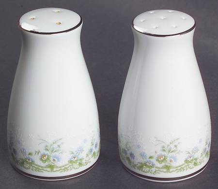 Dee Salt & Pepper Set