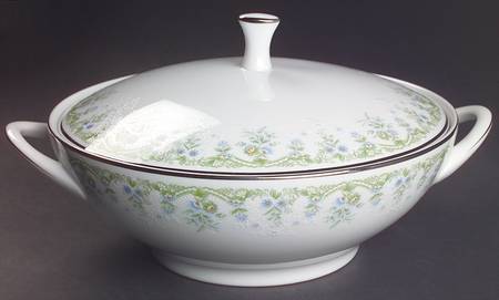 Dee Round Covered Vegetable