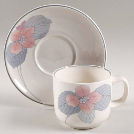 Deerbrook Flat Cup & Saucer Set