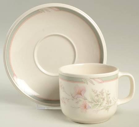 Deerfield Flat Cup & Saucer Set