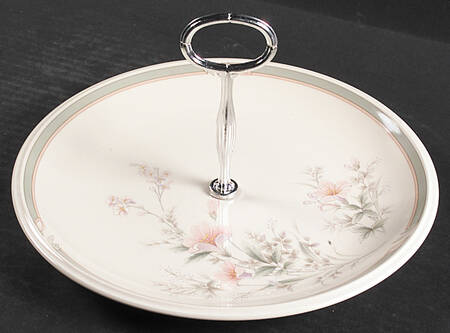 Deerfield Round Serving Plate with Center Handle (Dp) Hc