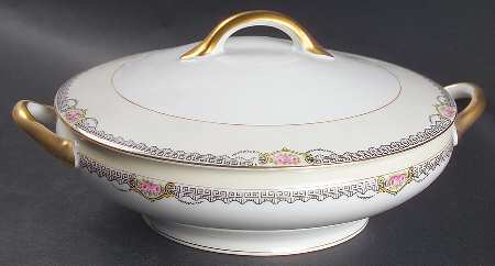Deerlodge Round Covered Vegetable
