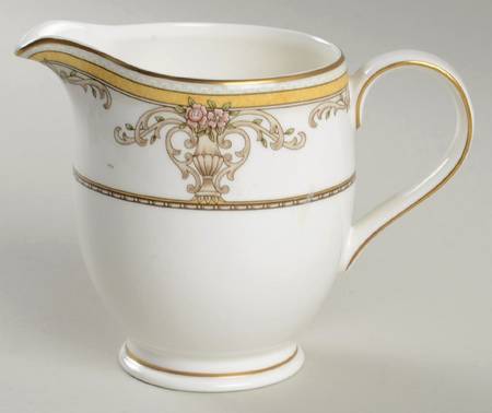 Delacroix Creamer