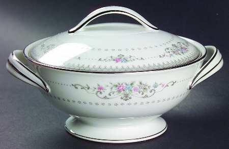 Delburne Sugar Bowl & Lid