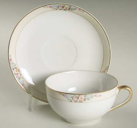 Delmar Flat Cup & Saucer Set