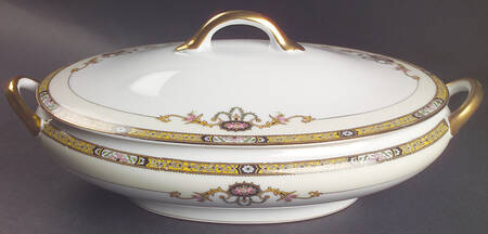 Delmonte Oval Covered Vegetable