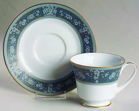 Deloraine Footed Cup & Saucer Set