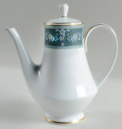 Deloraine Coffee Pot & Lid