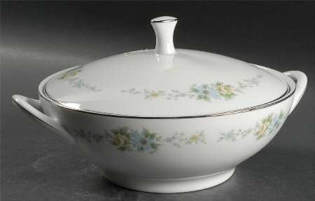 Delphine Round Covered Vegetable