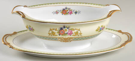 Delrosa Gravy Boat with Attached Underplate