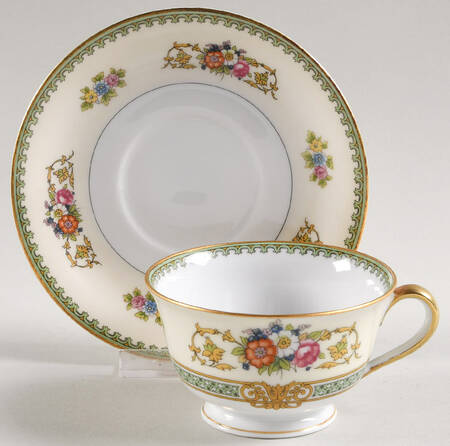Delrosa Footed Cup & Saucer Set