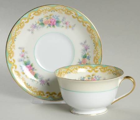 Delta Footed Cup & Saucer Set