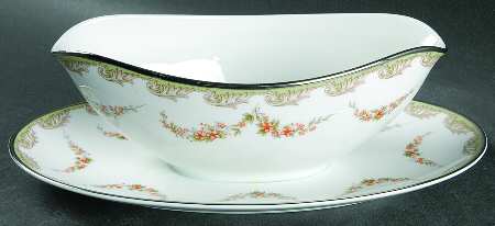 Denise Gravy Boat with Attached Underplate