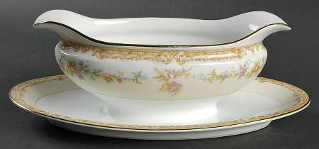 Derwood Gravy Boat with Attached Underplate