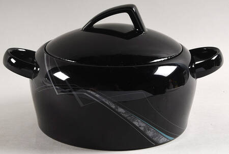 Destination 2 Qt Round Covered Casserole