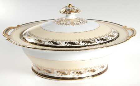 Devon Black (103041) Round Covered Vegetable