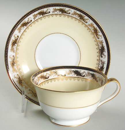 Devon Black (103041) Footed Cup & Saucer Set