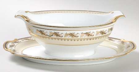 Devon Black (103041) Gravy Boat with Attached Underplate
