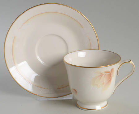 Footed Cup & Saucer Set