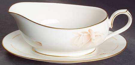 Devotion Gravy Boat & Underplate (Relish/Butter)