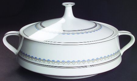 Diadem Round Covered Vegetable