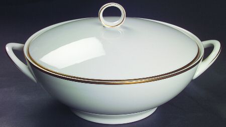 Dignatio Round Covered Vegetable
