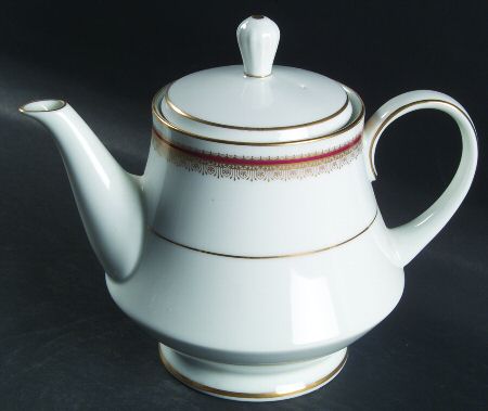 Doral Maroon Teapot & Lid