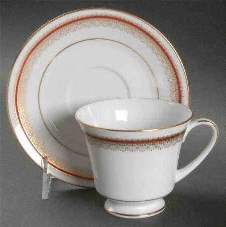 Doral Maroon Footed Cup & Saucer Set