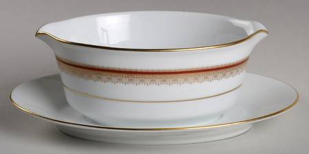 Doral Maroon Gravy Boat with Attached Underplate