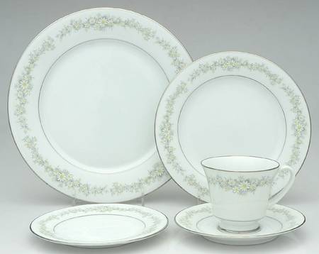 Donegal 40 Piece Estate Set