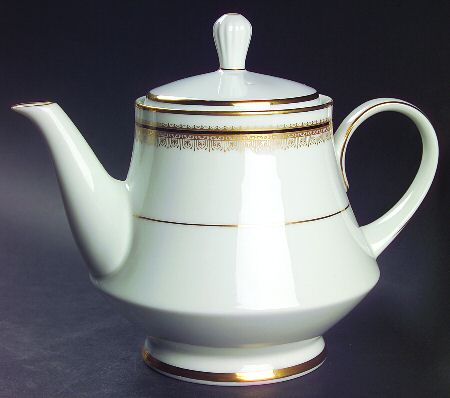 Doral Teapot & Lid