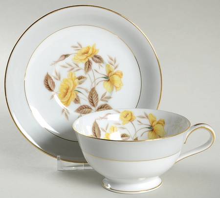 Dorcas Footed Cup & Saucer Set