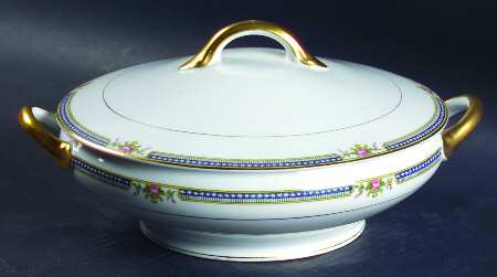 Doris Round Covered Vegetable