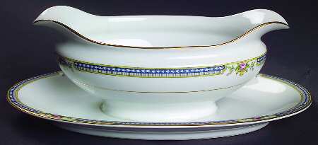 Doris Gravy Boat with Attached Underplate