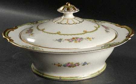 Dorian Round Covered Vegetable